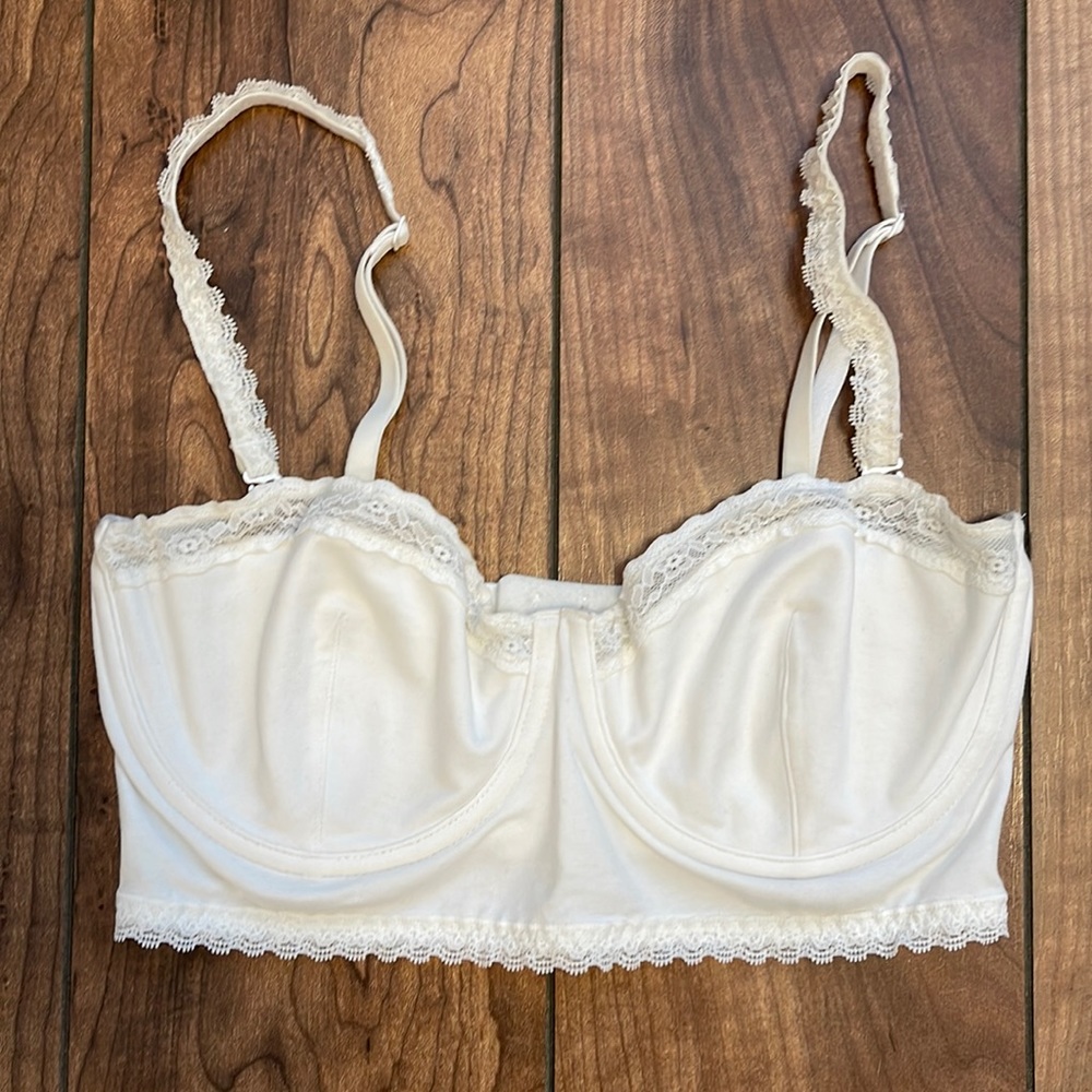 Victoria’s Secret Strapless Balconette Bra 34D